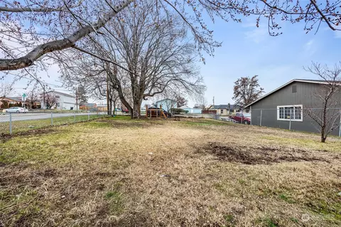 902 S 11th Ave, Pasco, WA 99301 photo 5