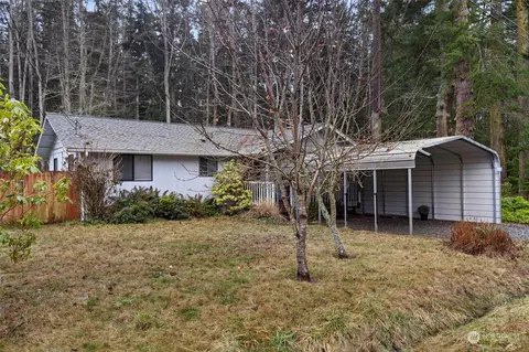 400 Bon Air Dr, Coupeville, WA 98239