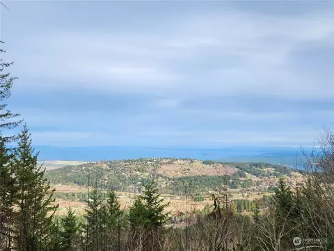 9999 Broadview Dr, Sequim, WA 98382