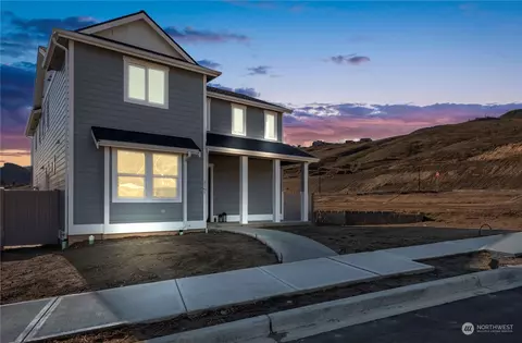 2161 Maple St, Wenatchee, WA 98801