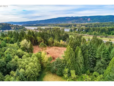 3422 Old Pacific Hwy S, Kelso, WA 98626
