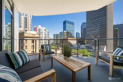 1920 4th Ave #811, Seattle, WA 98101