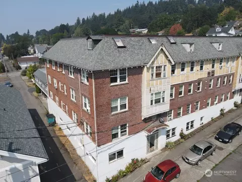 267 SE Washington Ave, Chehalis, WA 98532