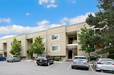 5844 NE 75th St #A205, Seattle, WA 98115