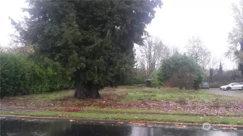944 M St SE, Auburn, WA 98002