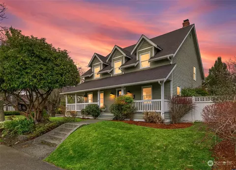 1214 3rd St, Snohomish, WA 98290