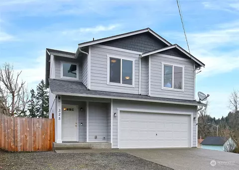 325 SE 3rd St, South Prairie, WA 98385