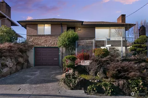 2111 20th Ave S, Seattle, WA 98144