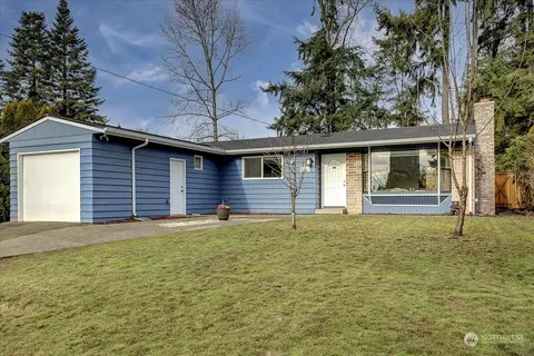 1411 211th Pl SW, Lynnwood, WA 98036