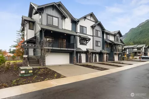 1217 Boulder Way SE #301, North Bend, WA 98045