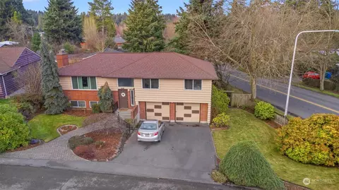 2018 N 148th St, Shoreline, WA 98133