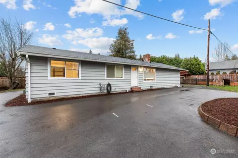 15608 SE 128th St, Renton, WA 98059