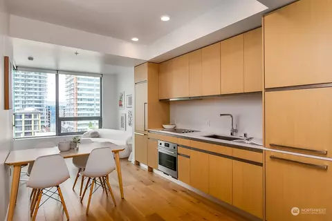 1808 Minor Ave #907, Seattle, WA 98101