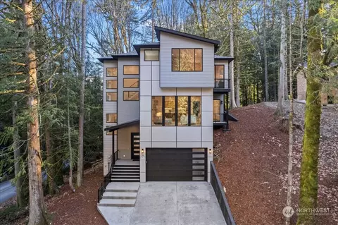 34 Sudden Valley Dr, Bellingham, WA 98229