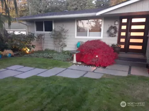 713 Crown Dr, Everett, WA 98203 photo 40
