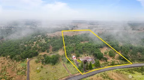 3255 Bickleton Hwy, Roosevelt, WA 99356