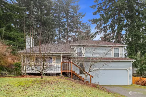 369 NW San Juan Dr, Bremerton, WA 98311
