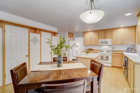 10617 27th Dr SE, Everett, WA 98208 photo 10