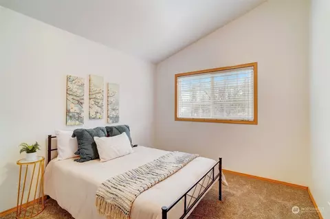 10617 27th Dr SE, Everett, WA 98208 photo 17