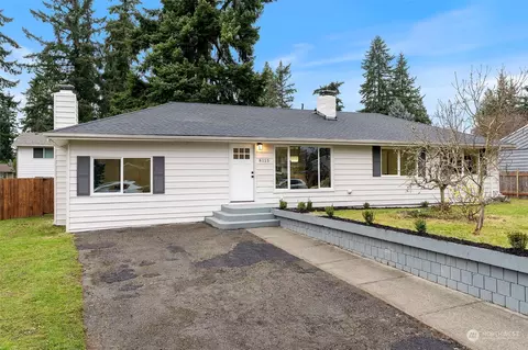 8115 215th St SW, Edmonds, WA 98026