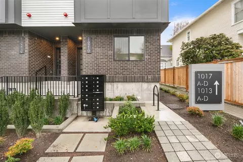 1021 D 6th Ave N, Seattle, WA 98109