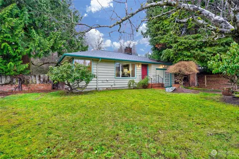 18917 107th Ave NE, Bothell, WA 98011