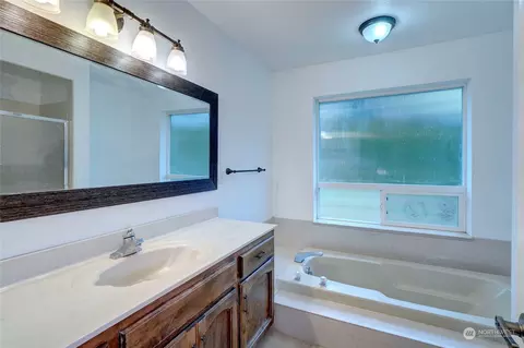 24905 SE 422nd St, Enumclaw, WA 98022 photo 27