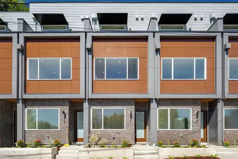 1734 N 41st St, Seattle, WA 98103