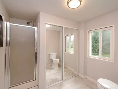Bath - 31 Daisy Ln, Sequim, WA 98382 photo 3 of 5
