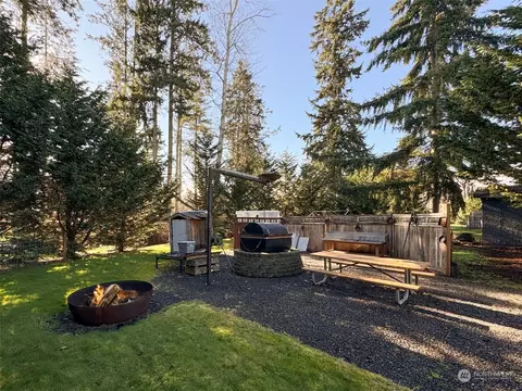Exterior - 31 Daisy Ln, Sequim, WA 98382 photo 5 of 12