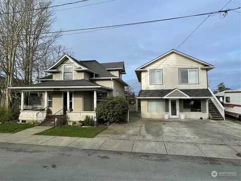 1016 23rd St, Anacortes, WA 98221