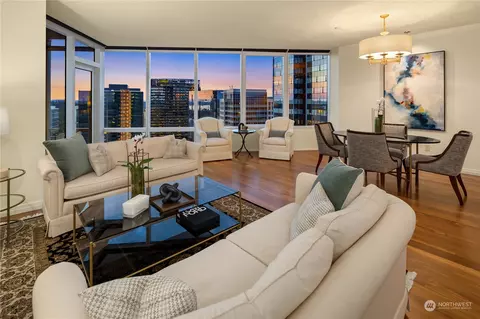 10700 NE 4th St #3206, Bellevue, WA 98004