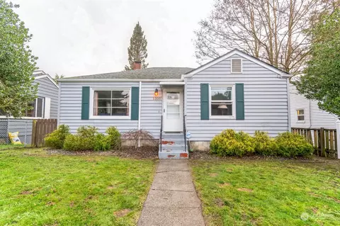 1335 N Rainier Ave, Bremerton, WA 98312