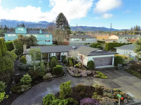 1340 Eighth St, Port Angeles, WA 98362