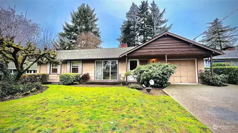 9510 Maple Ave SW, Lakewood, WA 98499