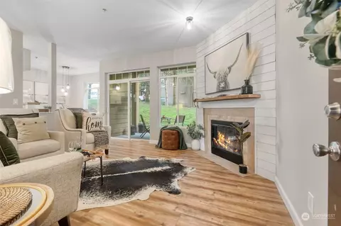 18930 Bothell Everett Hwy #D101, Bothell, WA 98012 photo 2