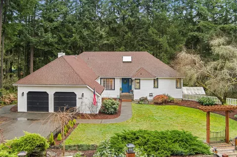 10418 Leeway Ave NW, Silverdale, WA 98383