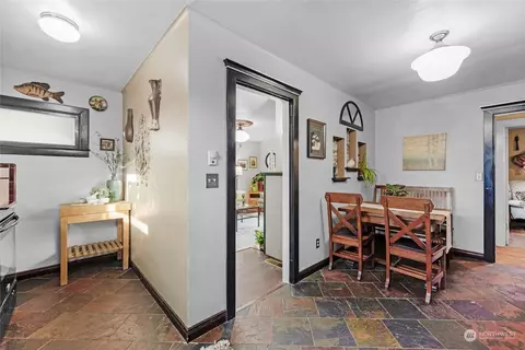 Dining - 2502 19th St, Everett, WA 98201 photo 2 of 2