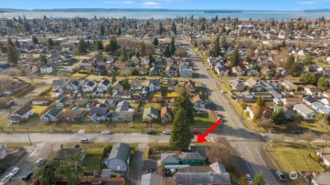 View/Area - 2502 19th St, Everett, WA 98201 photo 3 of 5