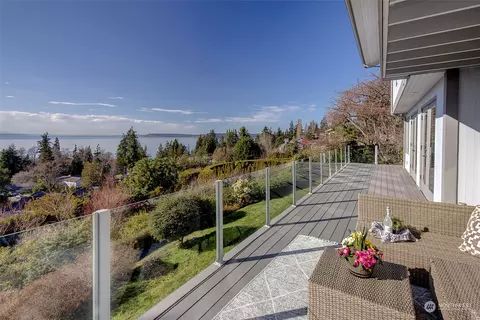 7529 172nd St SW, Edmonds, WA 98026