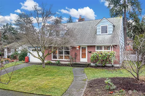 4063 NE 87th St, Seattle, WA 98115