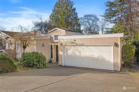 3023 67th Ave SE, Mercer Island, WA 98040