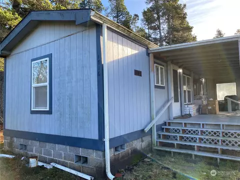 1716 250th Ln, Ocean Park, WA 98640