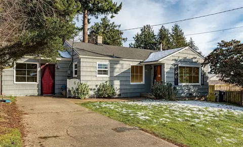 1106 Adams St, Port Townsend, WA 98368