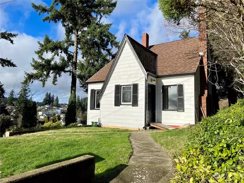 3630 W C St, Bremerton, WA 98312