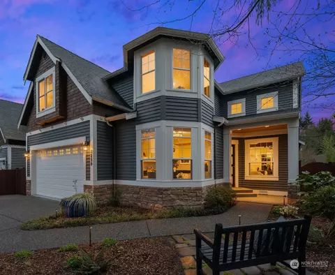 3239 NE 94th St, Seattle, WA 98115