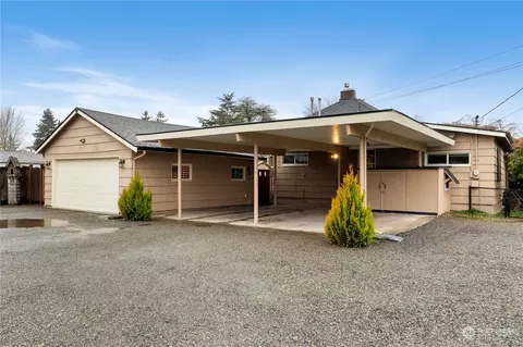 1319 Sumner Ave, Sumner, WA 98390 photo 2