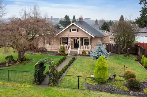 1319 Sumner Ave, Sumner, WA 98390