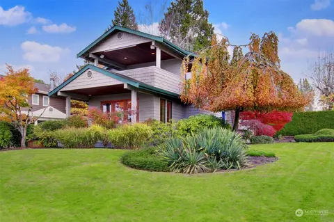 410 6th Ave S, Kirkland, WA 98033