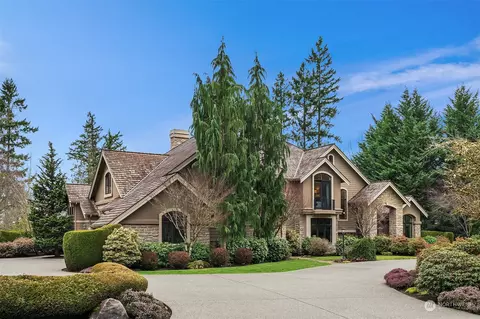 839 Windsor Dr SE, Sammamish, WA 98074